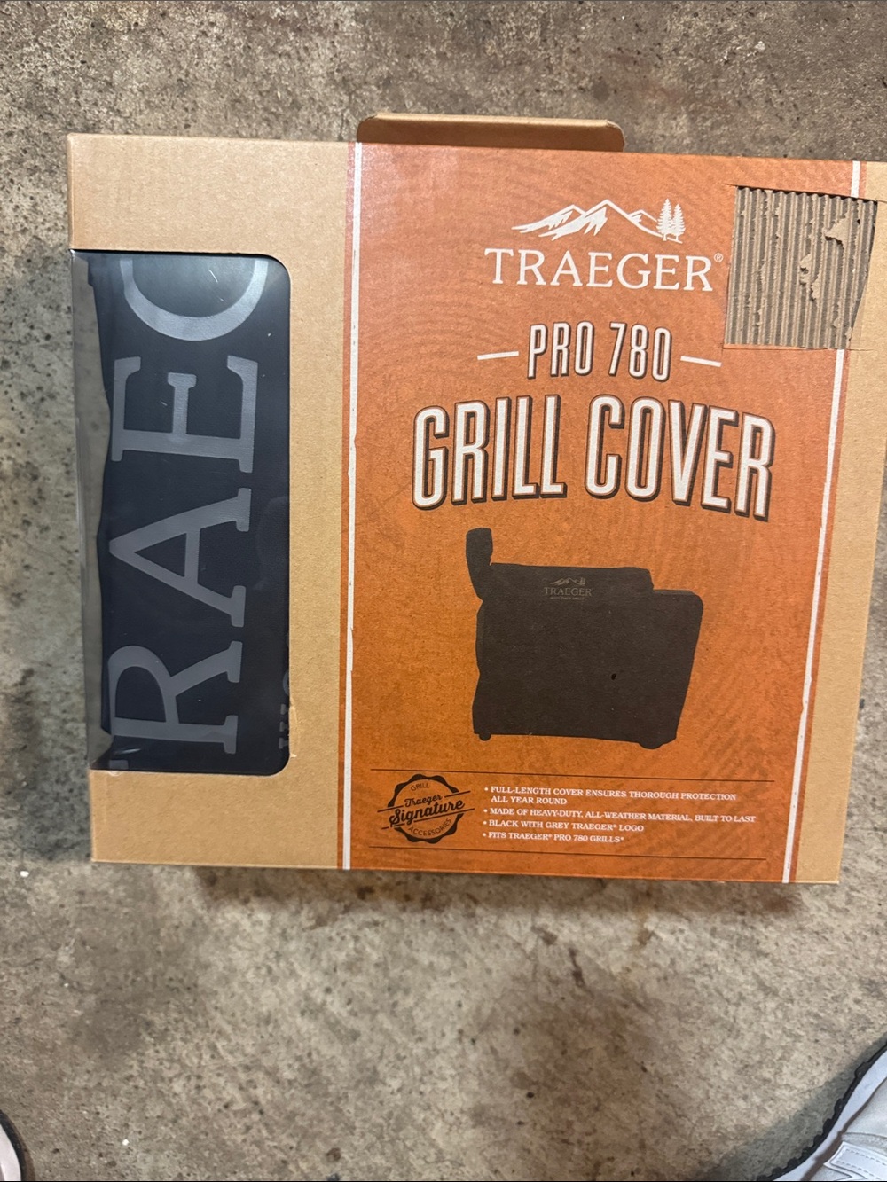 NIB Traeger Pro 780 Grill Cover in Black